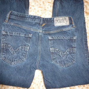 Diesel Larkee wash regular straight crop jeans sz 30